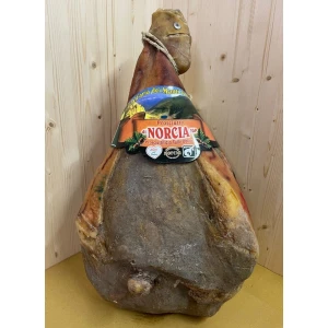 Prosciutto di Norcia I.G.P. Tagliato A Coltello