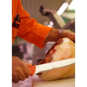 Servizio per prosciutto (disosso e diviso in 3 parti sottovuoto)